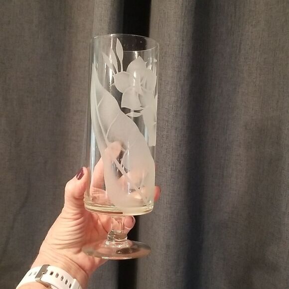 Vintage Clear frosted Glass Vase Flowers  8.1/4 × 2.5" - Picture 8 of 8